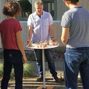 Team building activities on location perfectly possible with Team4Teams